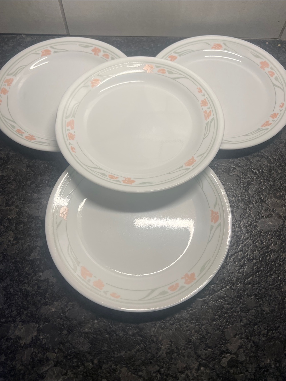 Corelle Peach Garland salad or dessert plates. Set of 4